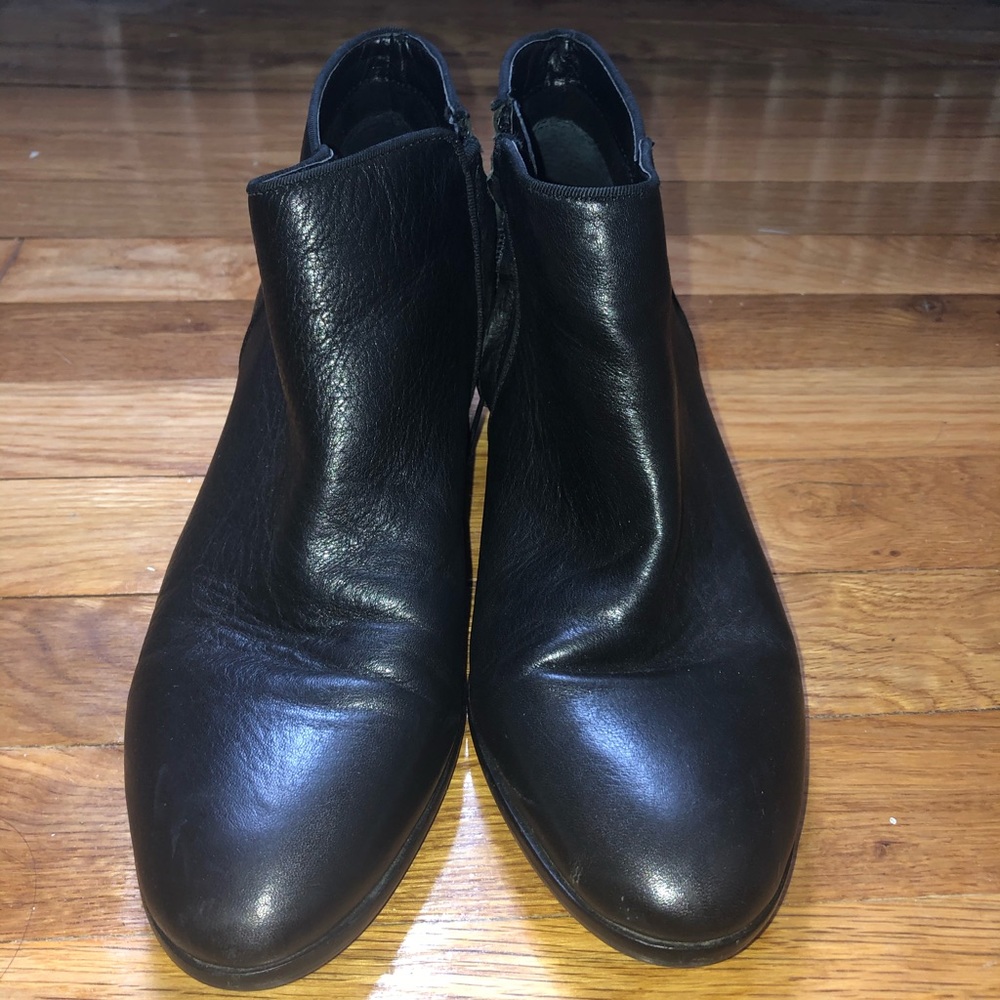 Sam Edelman Ankle Booties (black size 9)